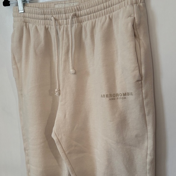 Abercrombie & Fitch Soft A&F Cream Fleece Pants - Picture 3 of 4